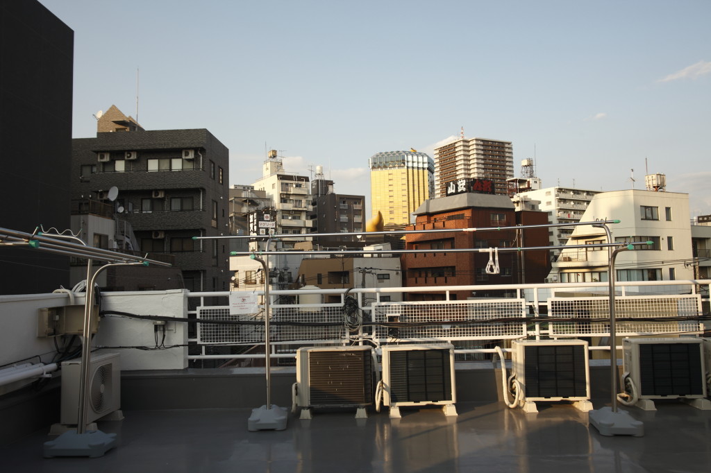 Rooftop_Samurai Photo
